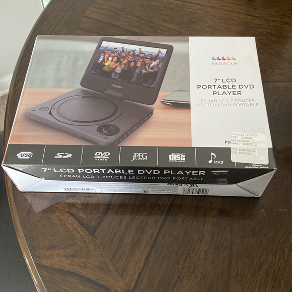 Brand new 7” portable dvd player - Picture 3 of 3